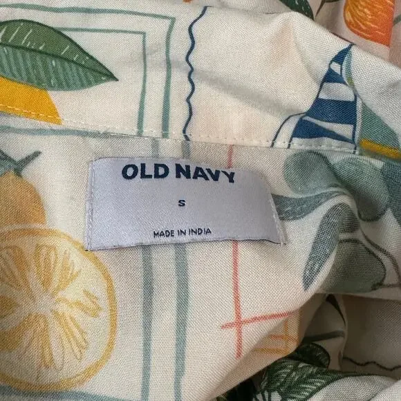 Old Navy Men's Short Sleeve Camp Shirt Retro Postcard Style Button Down Shirt - Picture 9 of 9